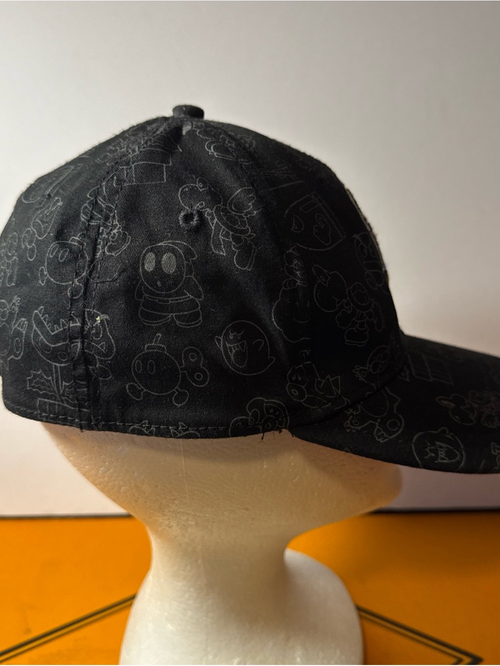 Super Mario A-Flex Baseball Cap Hat 2009 Game Nintendo - Picture 5 of 9